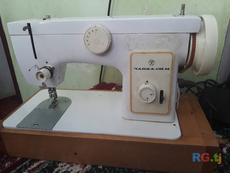 Швейная машина ЧАЙКА-132 М