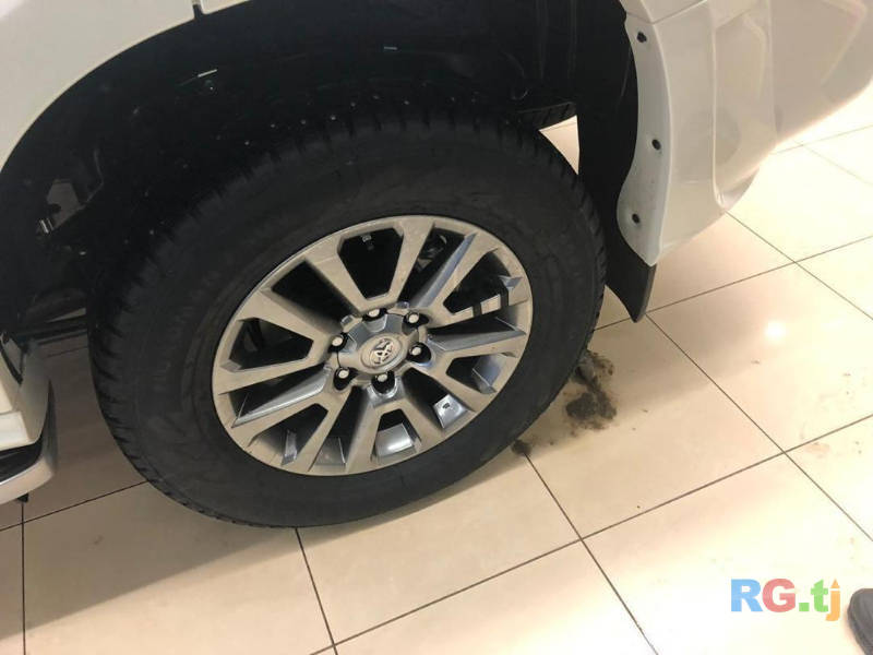 Toyota Land Cruiser (120) Prado 4.0 2018 г.