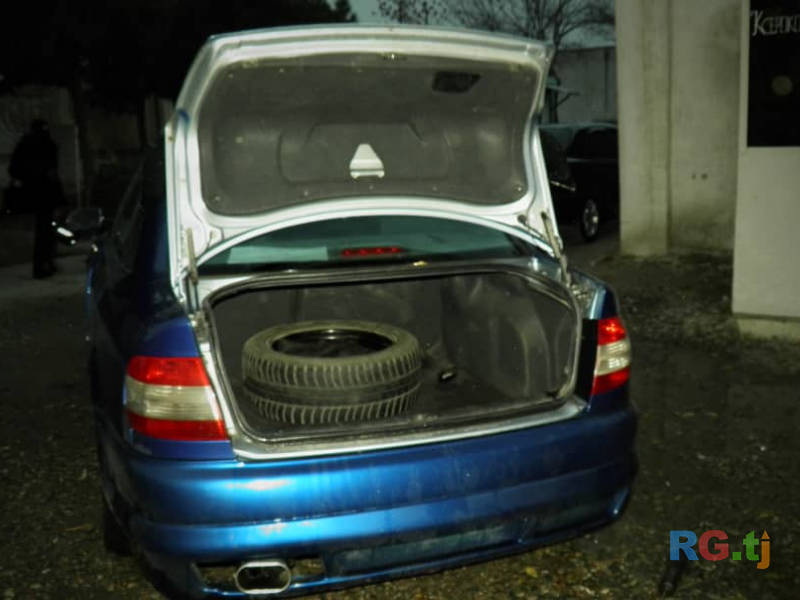 Audi A4 1.8 1996 г.