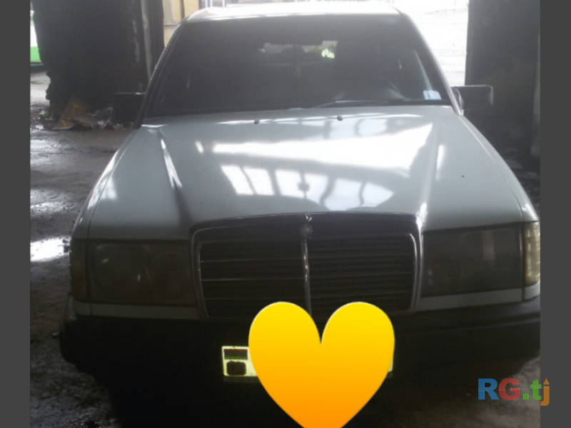 Mercedes-Benz 200 1988 г.