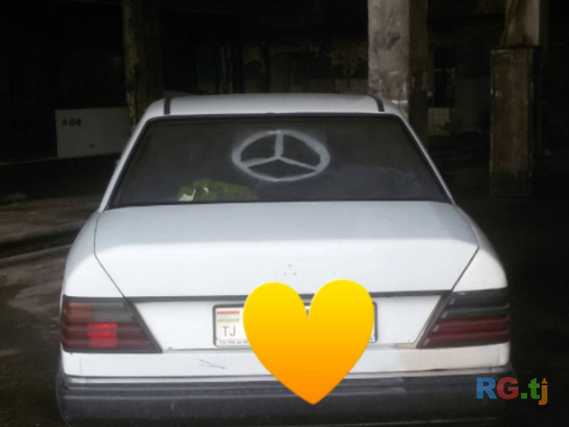 Mercedes-Benz 200 1988 г.