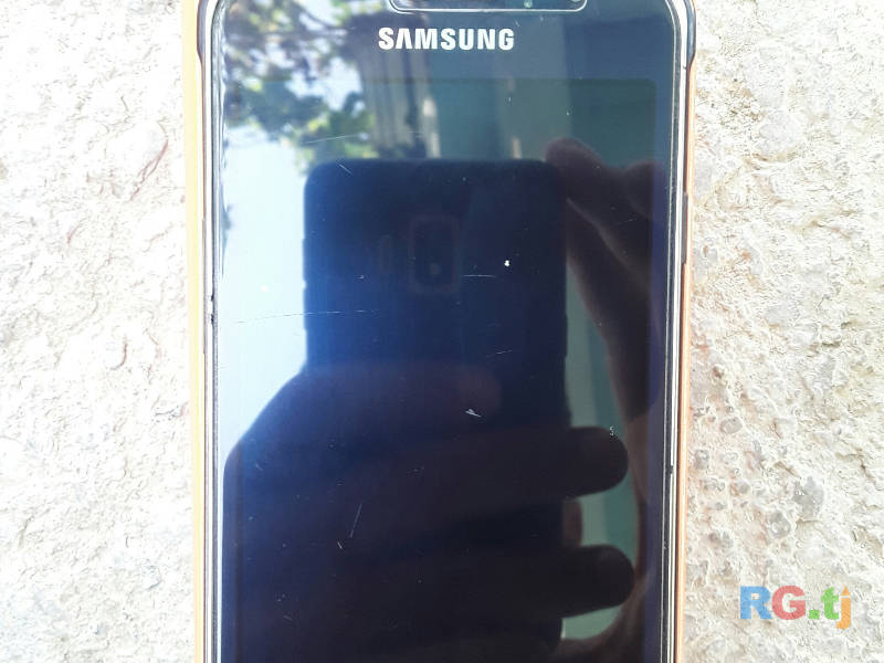 Samsung galaxy j 1 ace