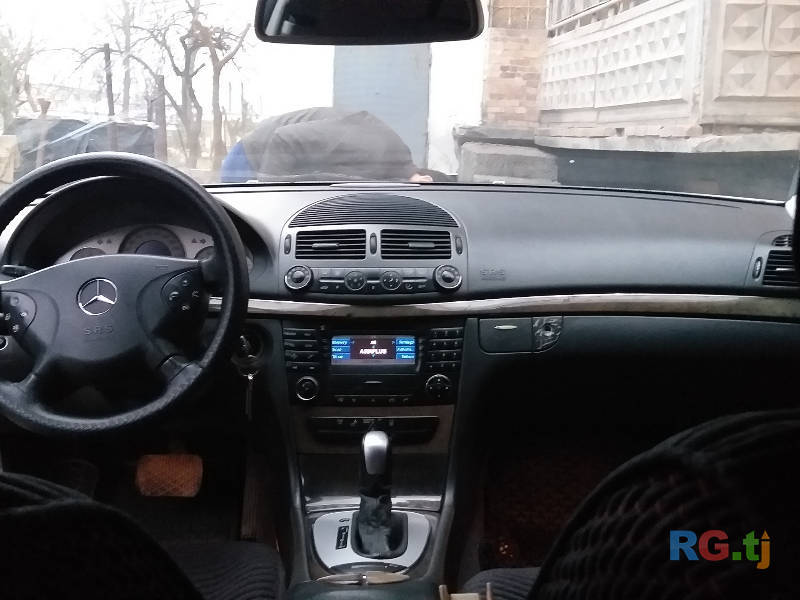 Mercedes-Benz 2003 г.