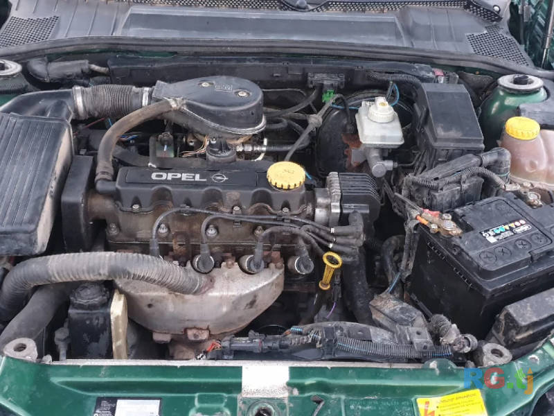 Opel Vectra 1.6 1997 г.