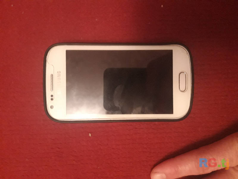 Samsung galaxy GT-S7562
