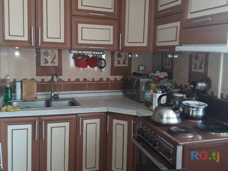 3-комн. квартира, 4 этаж на продажу