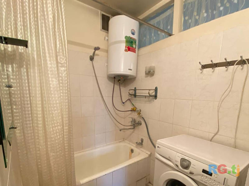 2-комн. квартира, 60 м² 4 этаж на продажу