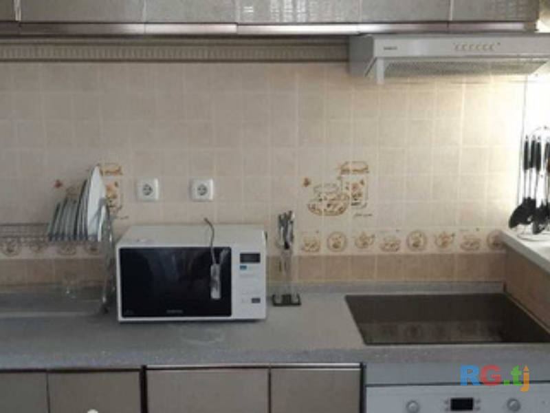 2-комн. квартира, 65 м² 7 этаж в аренду