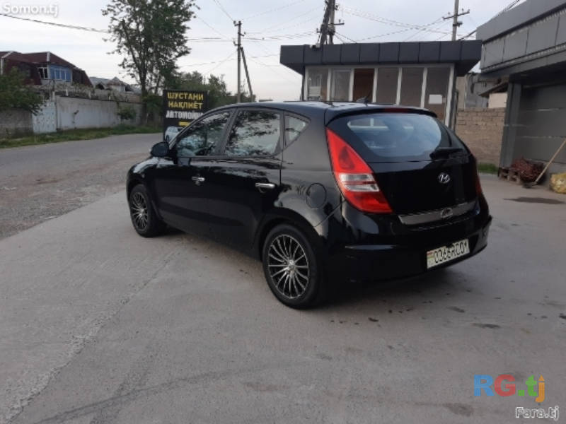 Hyundai 2010 г.