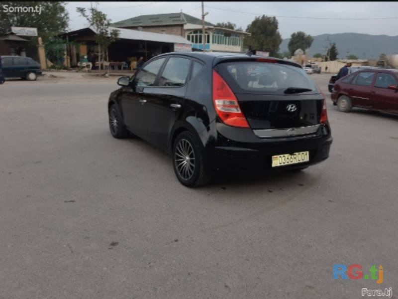 Hyundai 2010 г.