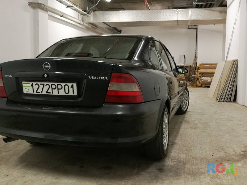 Opel Vectra 1.6 1998 г.