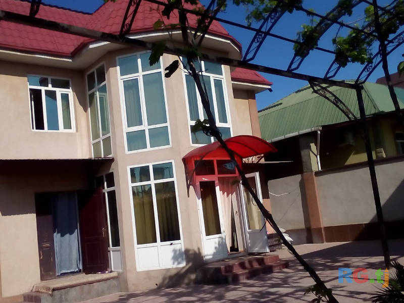 2-эт. дом 8-комн. 7 сот. на продажу