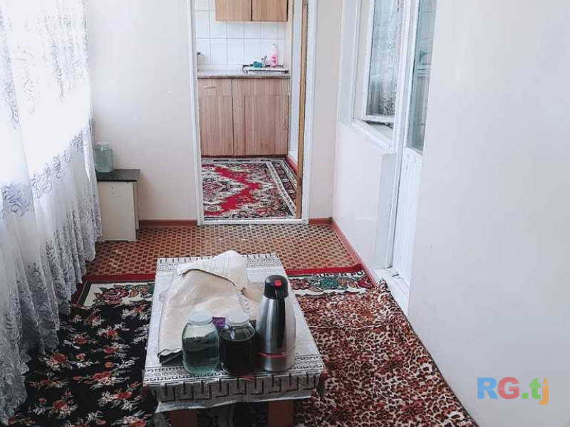 4-комн. квартира, 2 этаж на продажу