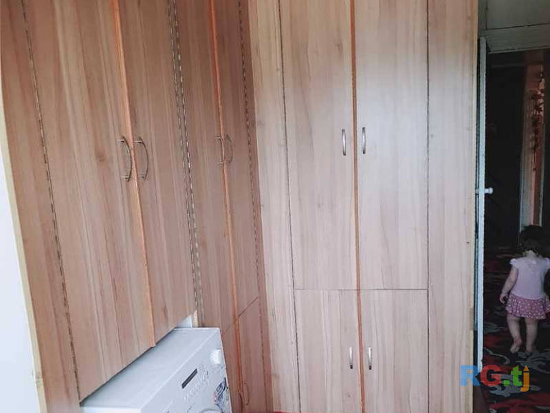 4-комн. квартира, 2 этаж на продажу