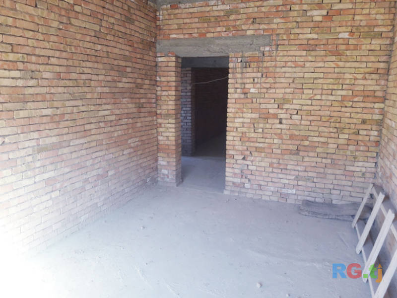 2-эт. дом 10-комн. 6 сот. на продажу