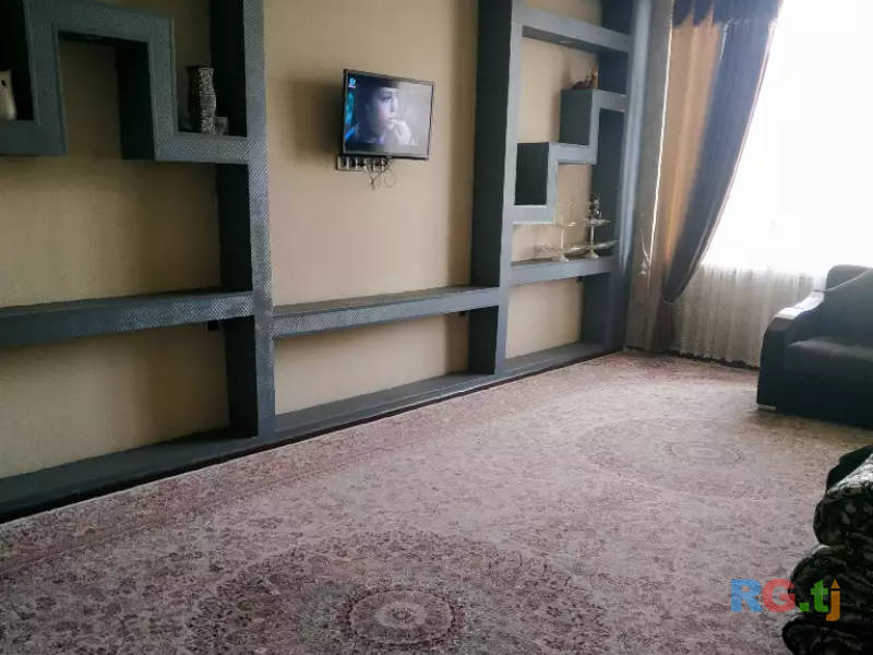 3-комн. квартира, 90 м² 4 этаж на продажу