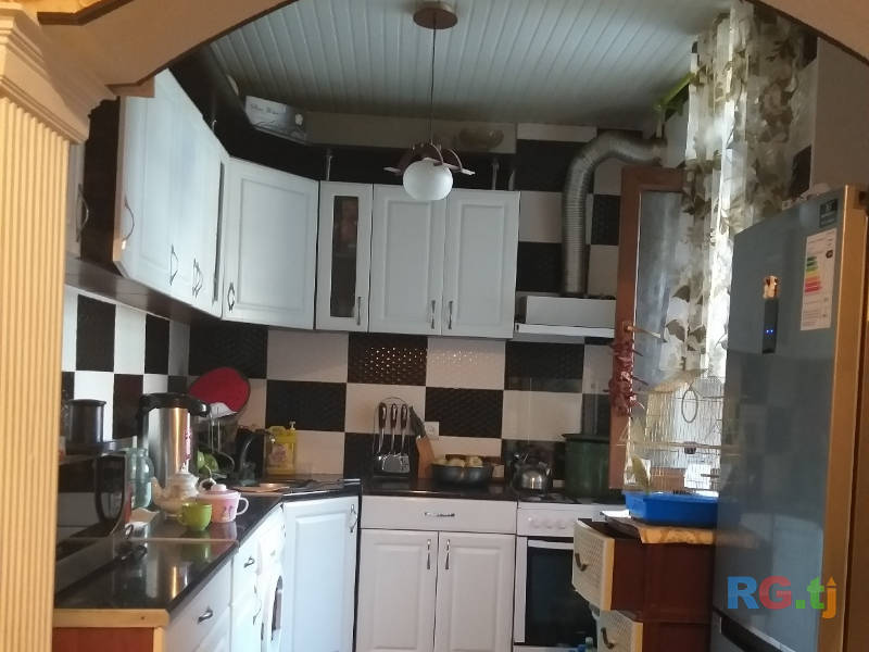 4-комн. квартира, 68 м² 1 этаж на продажу