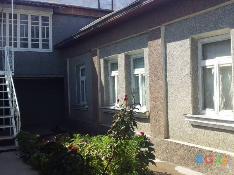 2-эт. дом 9-комн. 6 сот. на продажу