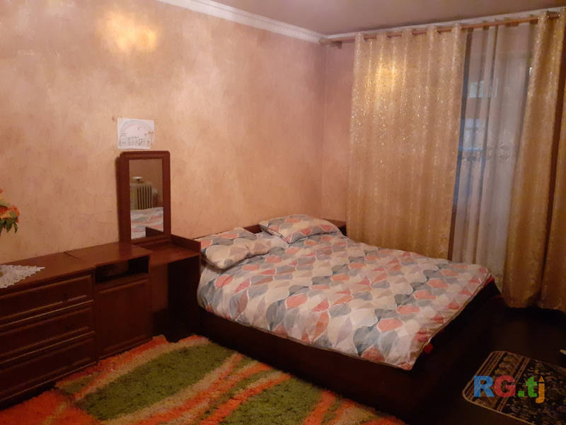 4-комн. квартира, 3 этаж на продажу