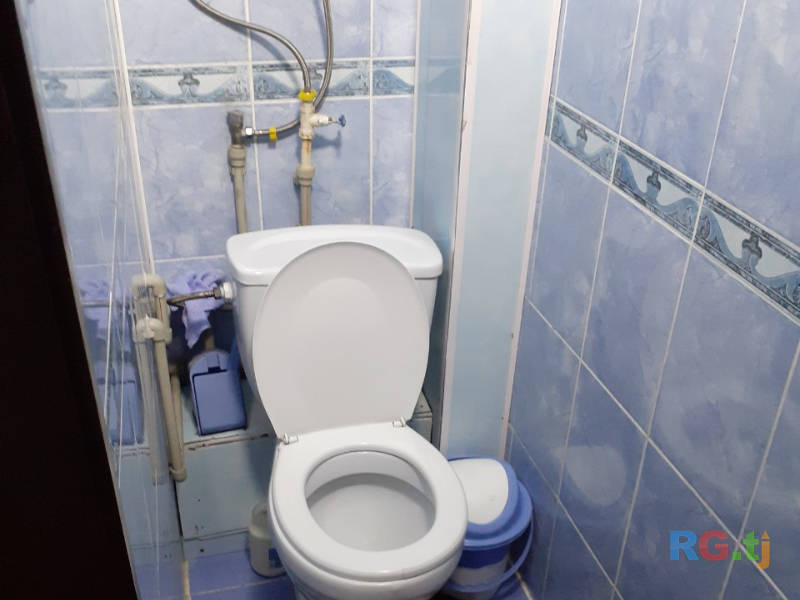 4-комн. квартира, 3 этаж на продажу