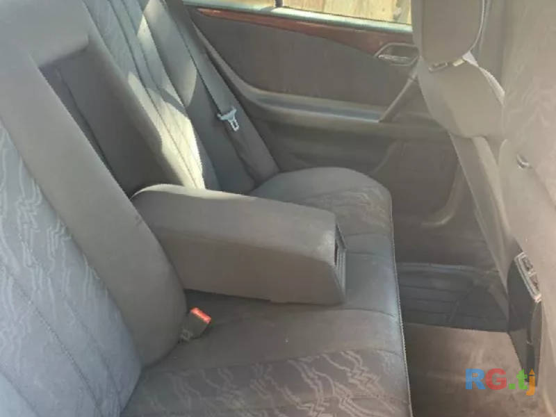 Mercedes-Benz E-klasse E 200 E класс 2.0 1996 г.