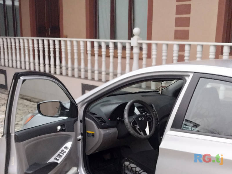 Hyundai Accent 1.6 2013 г.