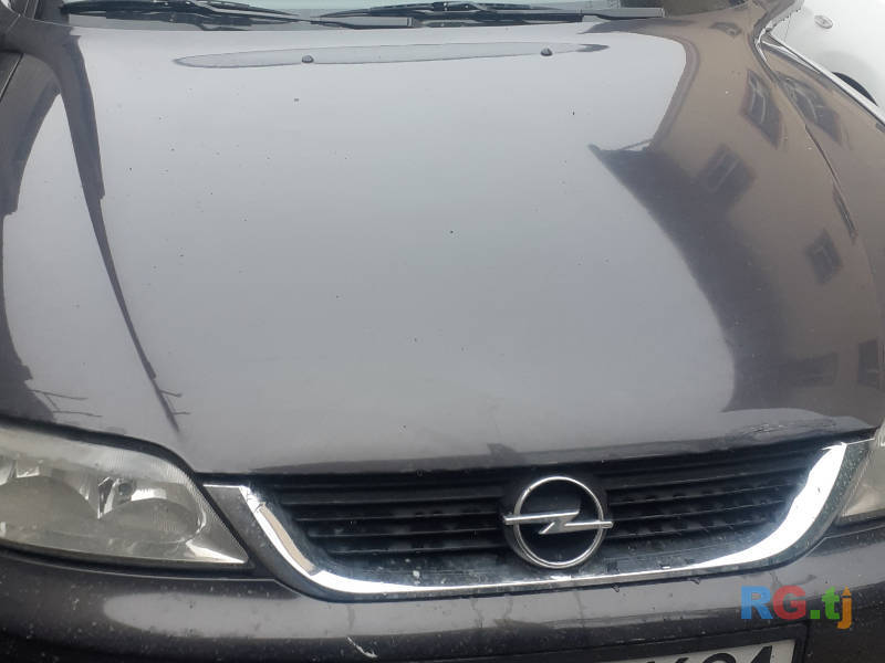 Opel Vectra 1.6 2000 г.