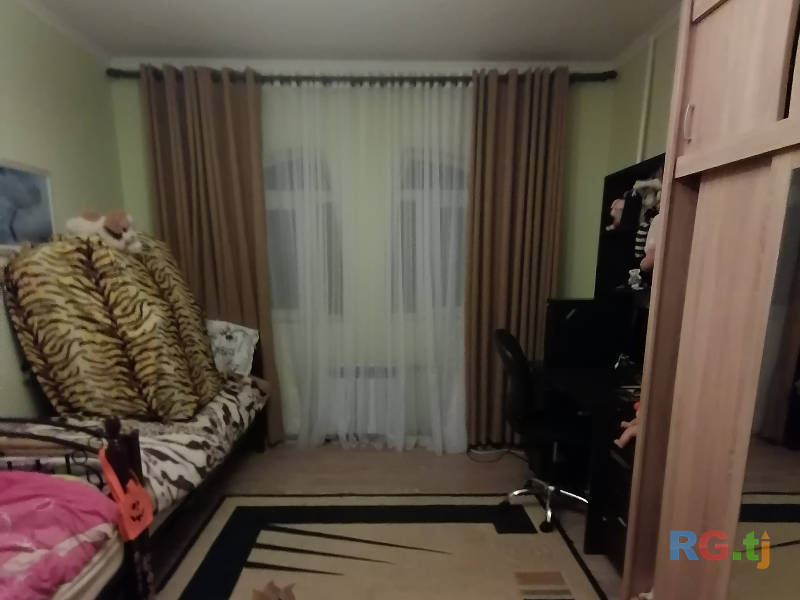 2-комн. квартира, 85 м² на продажу