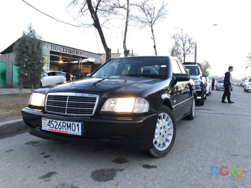 Mercedes-Benz C-klasse C 240 2.4 1999 г.