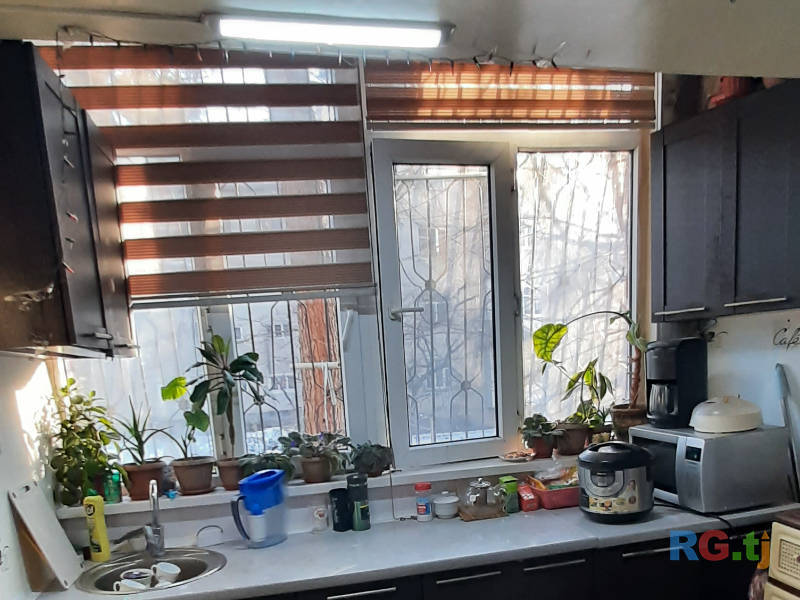 4-комн. квартира, 65 м² 1 этаж на продажу