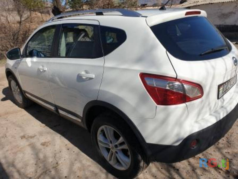 Nissan Qashqai 2.0 2012 г.