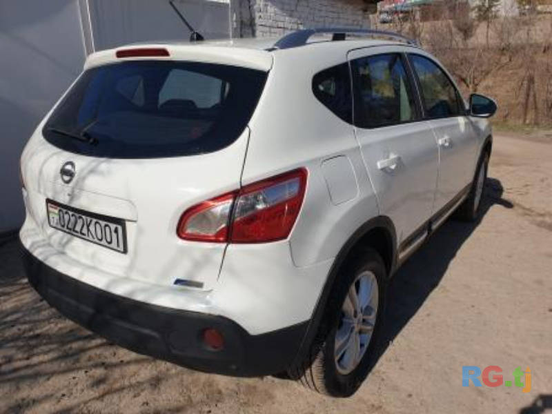 Nissan Qashqai 2.0 2012 г.