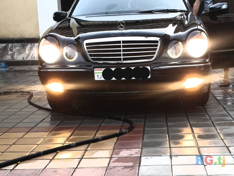 Mercedes-Benz E-klasse E 320 Mercedes-Benz w210 3.2 2002 г.