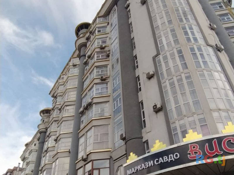 2-комн. квартира, 82 м² 2 этаж на продажу