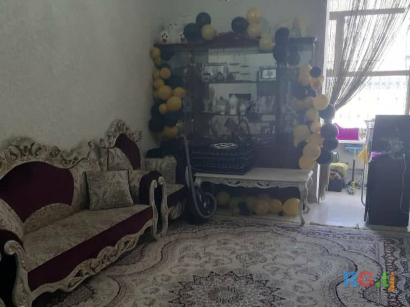 2-комн. квартира, 82 м² 2 этаж на продажу