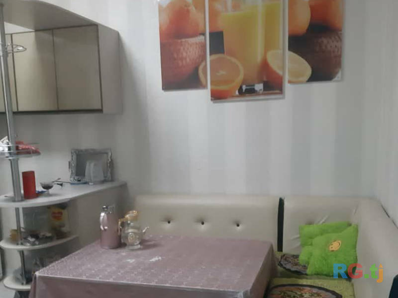 2-комн. квартира, 82 м² 2 этаж на продажу