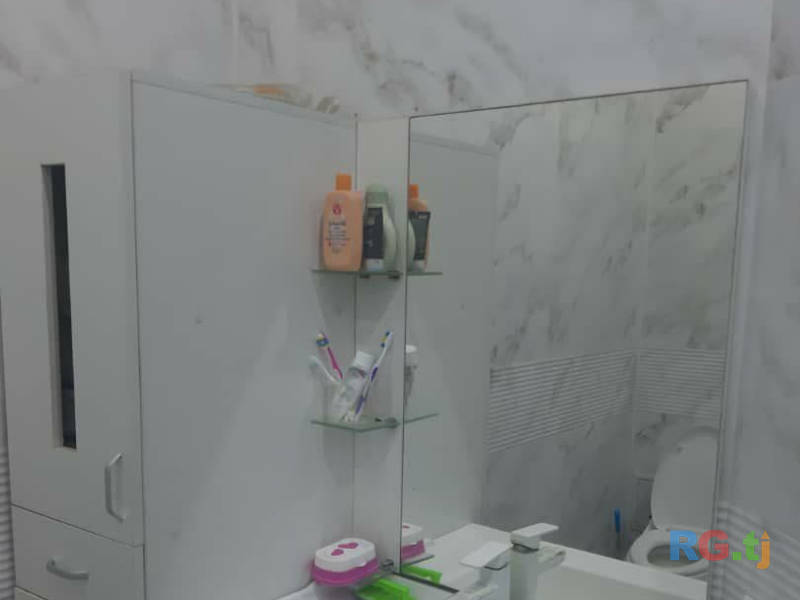 2-комн. квартира, 82 м² 2 этаж на продажу