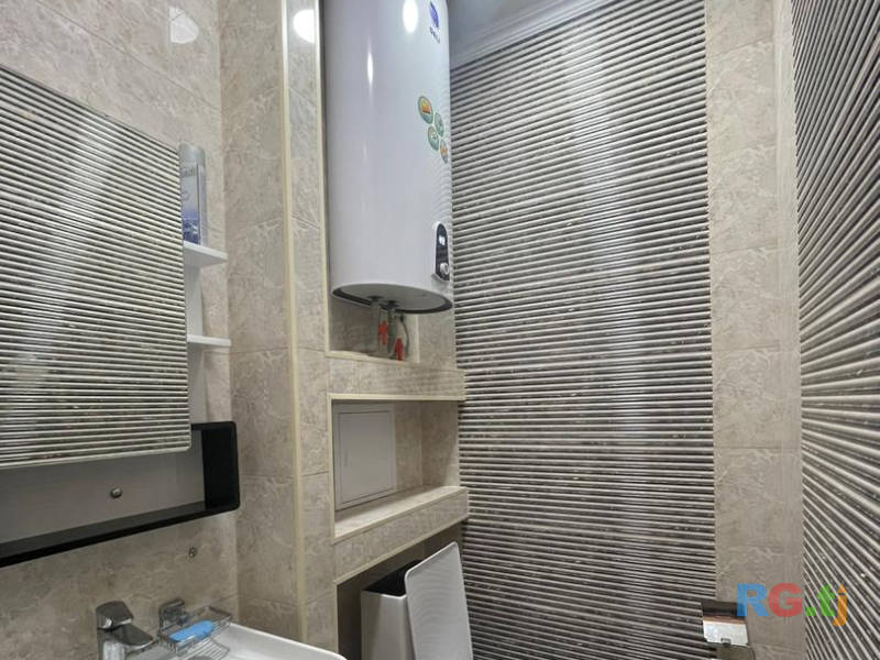 3-комн. квартира, 80 м² 4 этаж на продажу