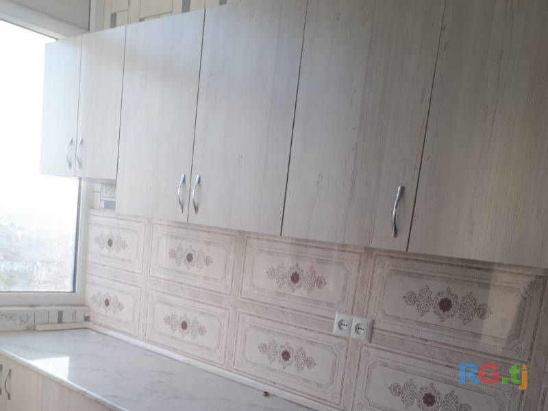 3-комн. квартира, 13 этаж на продажу