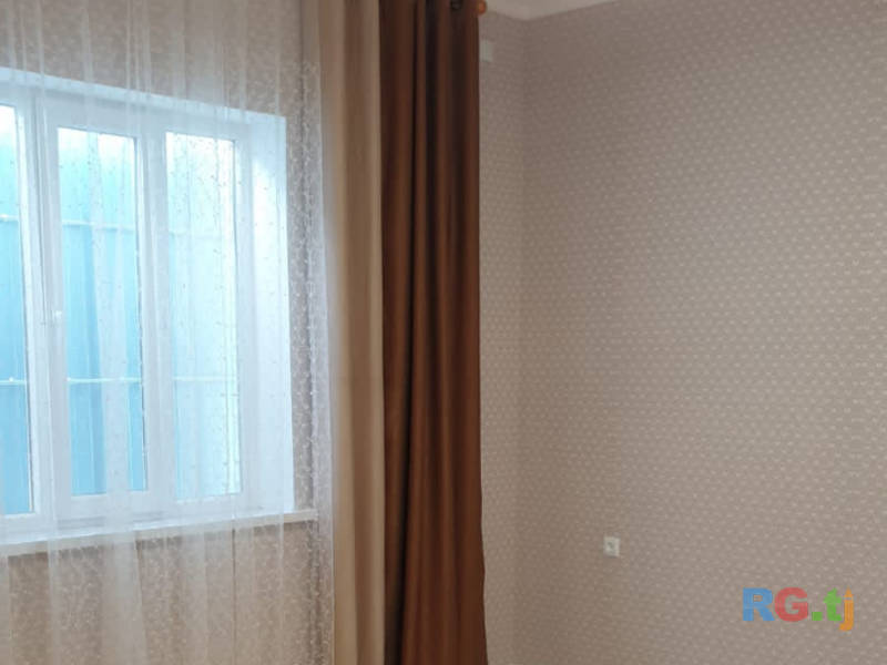3-эт. дом 8-комн. 4 сот. на продажу