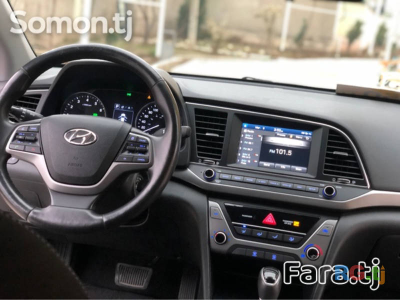 Hyundai Elantra 2.0 2017 г.