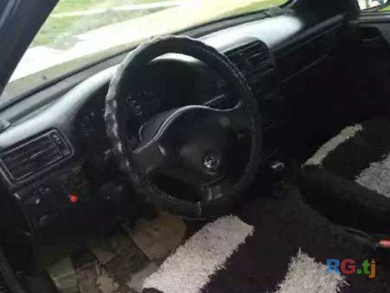 Opel Vectra 1991 г.