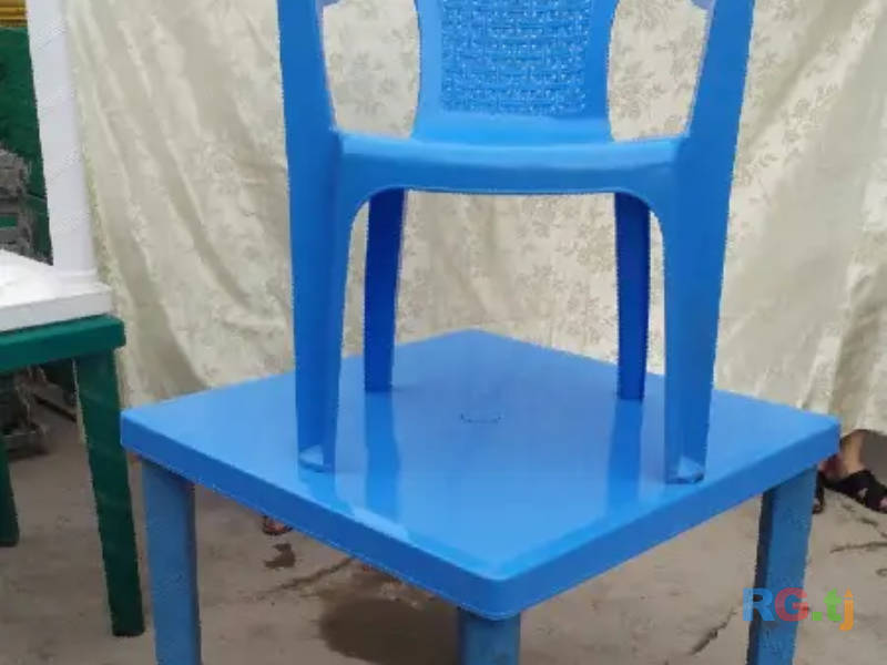 Столы и стулья 4 персон