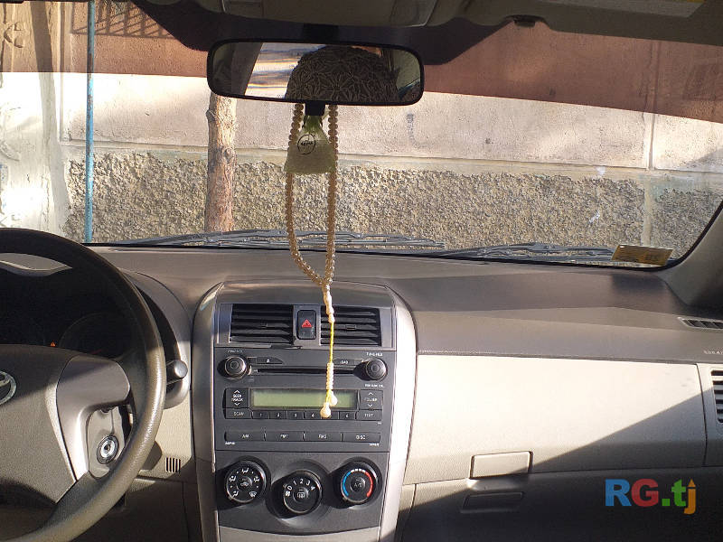 Toyota Corolla 1.6 2009 г.