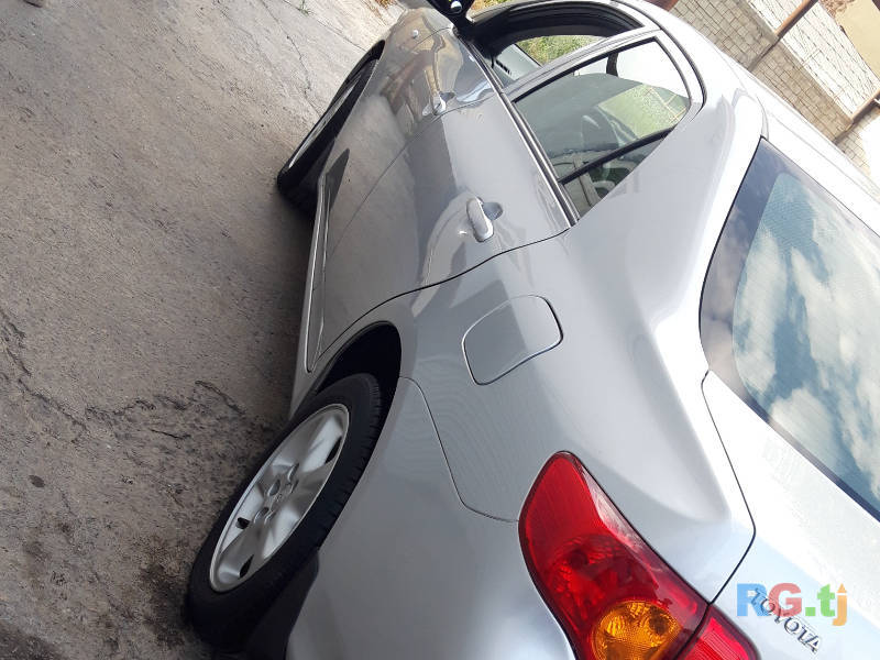 Toyota Corolla 1.6 2008 г.