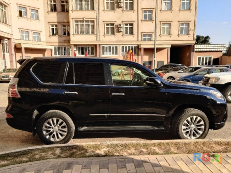 Lexus GX 5.0 2011 г.