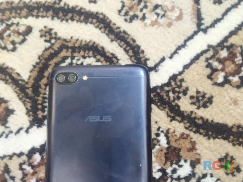 Телефон Asus