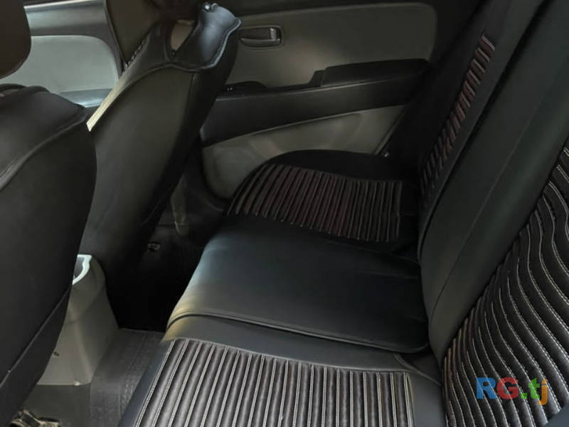 Hyundai 1.6 2009 г.