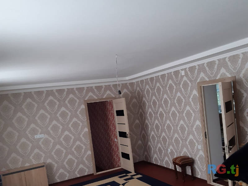 Дом 10-комн. 4 сот. на продажу