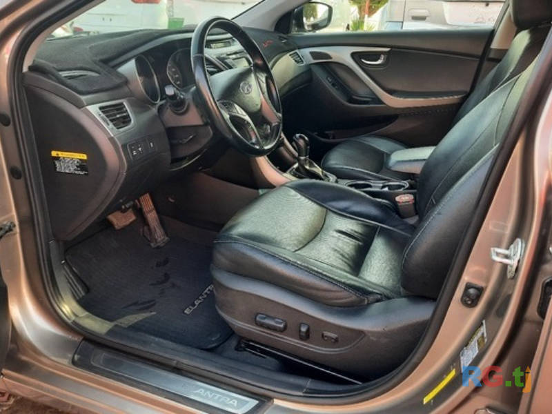 Hyundai Elantra 1.8 2014 г.